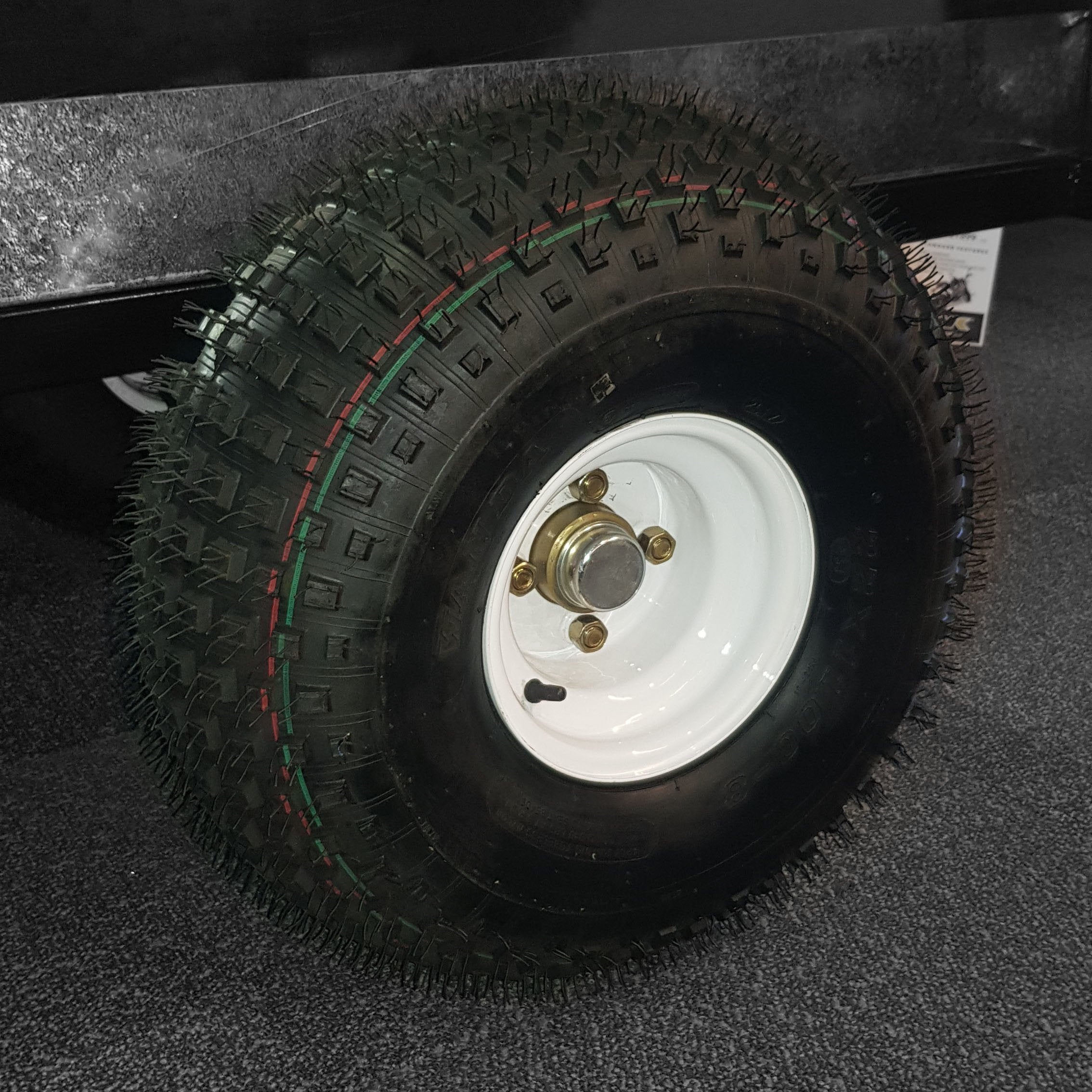 Titan 5.0 Wheel & Tyre